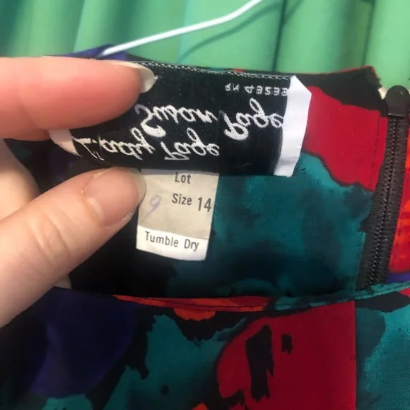 Floral vintage sweatshirt style top - Picture 6 of 8